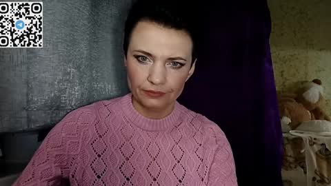 hotmamaqueen234 online show from April 7, 2026, 7:25 pm