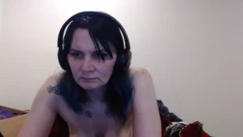 Snapshot of hotmodel1984 chatting on June 8, 2026, 4:24 am hotmodel1984 online show from June 8, 2026, 4:24 am