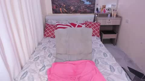 Snapshot of hotnasty_madisson chatting on January 2, 2025, 5:46 am Madi online show from January 2, 2025, 5:46 am