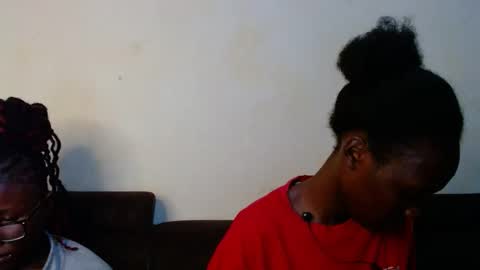 Rose online show from October 25, 2025, 5:30 pm