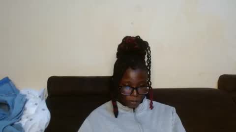 Rose online show from November 14, 2025, 10:03 am