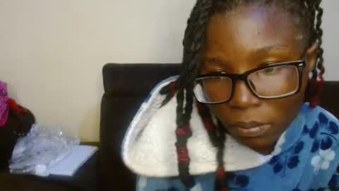 Rose online show from November 21, 2025, 3:22 pm