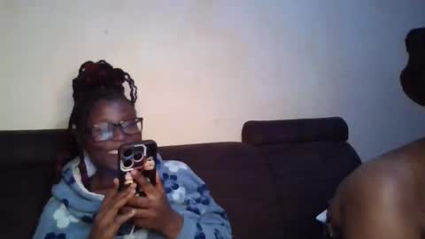 Rose online show from November 23, 2025, 3:56 pm