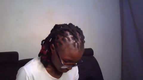 Rose online show from November 29, 2025, 4:48 am