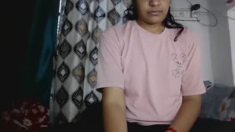 Snapshot of hotnsweetindian chatting on December 18, 2025, 7:03 am lola online show from December 18, 2025, 7:03 am