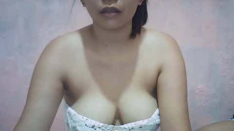 hotpink4u04 online show from April 26, 2026, 9:56 pm