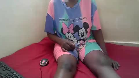 hotpussy1225 online show from November 13, 2025, 12:26 pm