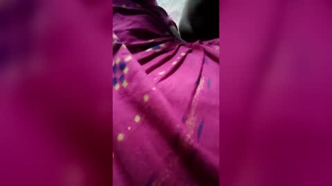hotriya7985 online show from July 2, 2026, 12:33 pm