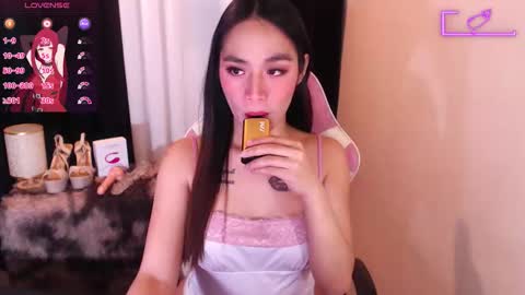 Snapshot of hotsexjade25 chatting on February 3, 2026, 10:42 am Jade Cruz online show from February 3, 2026, 10:42 am