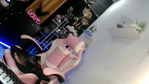 Snapshot of hotsizzling_rica03 chatting on June 6, 2026, 11:20 pm RHICAH online show from June 6, 2026, 11:20 pm
