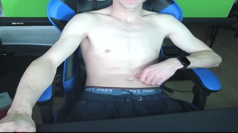 hotsummerboy89 online show from January 24, 2025, 2:51 pm