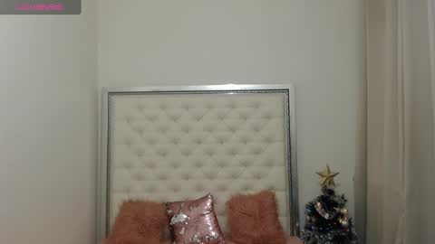 Eryka online show from December 28, 2024, 4:08 am