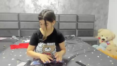 hottalicia2 online show from February 15, 2025, 12:37 am