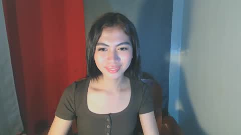 Snapshot of hottestdella69 chatting on October 7, 2025, 5:43 pm hottestdella69 online show from October 7, 2025, 5:43 pm