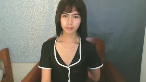 Snapshot of hottestdella69 chatting on October 29, 2025, 3:47 pm hottestdella69 online show from October 29, 2025, 3:47 pm