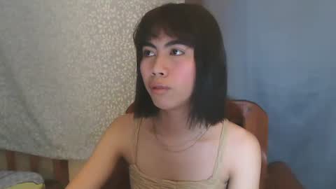 Snapshot of hottestdella69 chatting on November 3, 2025, 11:11 am hottestdella69 online show from November 3, 2025, 11:11 am