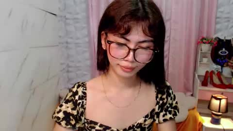 Snapshot of hottestdella69 chatting on December 2, 2025, 3:29 pm hottestdella69 online show from December 2, 2025, 3:29 pm