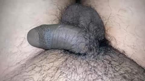 Snapshot of hottestguyhere6 chatting on November 18, 2025, 2:43 pm hottestguyhere6 online show from November 18, 2025, 2:43 pm