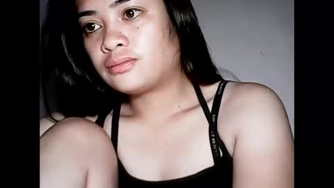 Leen online show from May 3, 2026, 10:49 pm