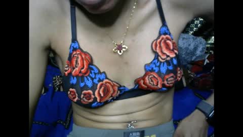 hottie baddie14 online show from December 4, 2025, 9:45 pm