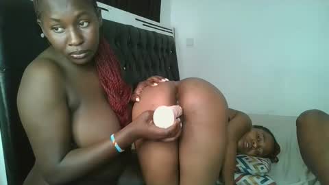 hottie_mistie online show from May 8, 2026, 11:43 pm