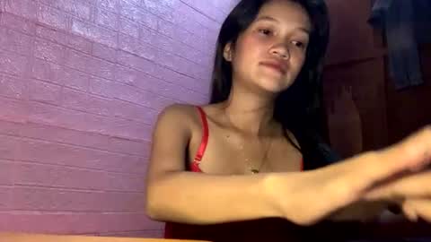 Snapshot of hottie_ptite chatting on June 13, 2026, 10:35 am hottie_ptite online show from June 13, 2026, 10:35 am