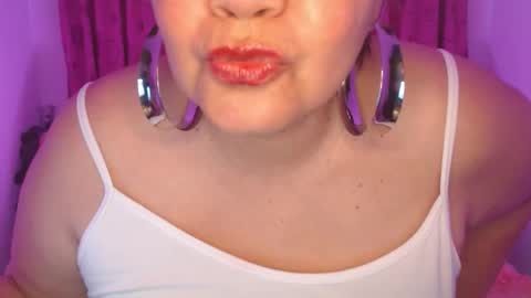 sweetie Aunt online show from October 25, 2025, 3:40 pm