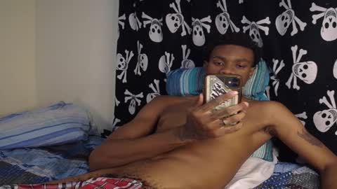 independent Model online show from February 11, 2025, 11:43 am