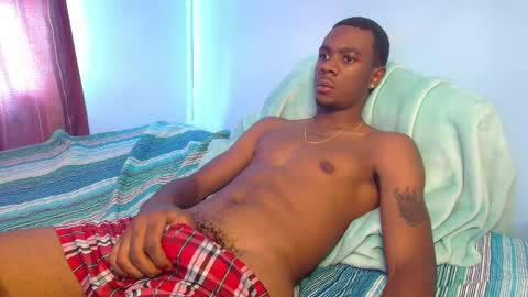 independent Model online show from April 1, 2026, 9:23 pm