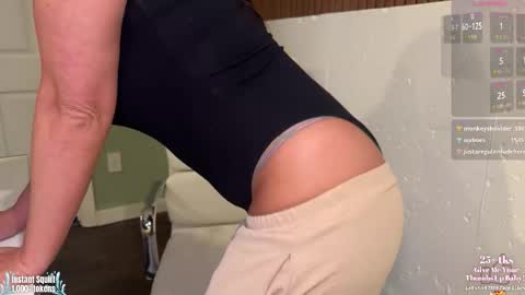 Snapshot of hottmay chatting on November 19, 2025, 6:19 pm --- Dana May online show from November 19, 2025, 6:19 pm