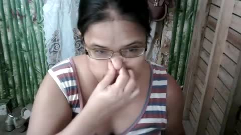Snapshot of hotty_babex chatting on July 29, 2026, 6:33 am hotty_babex online show from July 29, 2026, 6:33 am