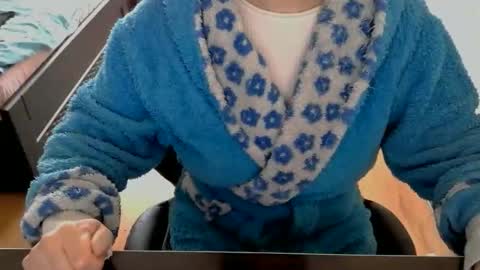 Mary online show from April 25, 2026, 9:12 am