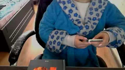 Mary online show from April 26, 2026, 8:12 am