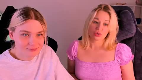 Nessie and Jessie online show from December 20, 2024, 7:22 am