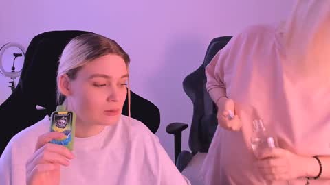 Nessie and Jessie online show from January 12, 2025, 10:12 am