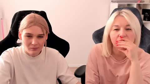 Nessie and Jessie online show from March 7, 2025, 2:01 pm