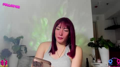 crishinahotty online show from February 13, 2025, 4:43 am