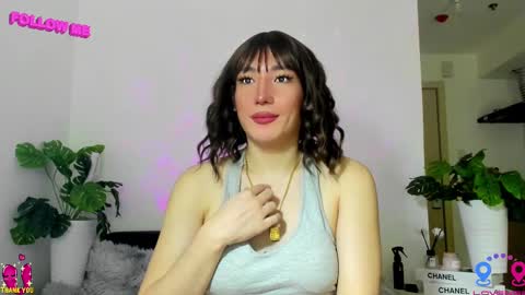 crishinahotty online show from February 23, 2025, 6:07 am