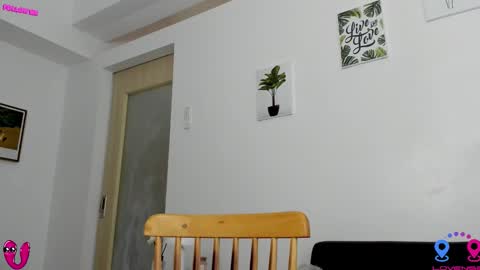 crishinahotty online show from September 24, 2025, 2:15 am