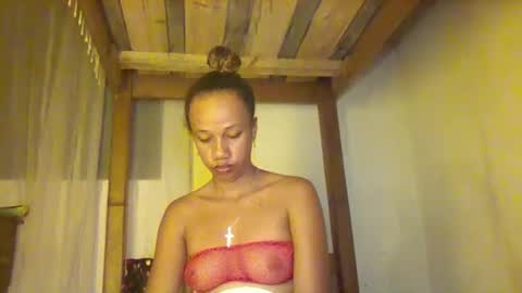 Snapshot of hottyfgirl chatting on February 25, 2025, 5:47 pm HottyFGirl online show from February 25, 2025, 5:47 pm