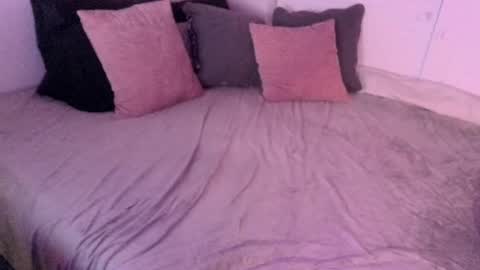 hotwife9 online show from January 25, 2025, 2:26 am