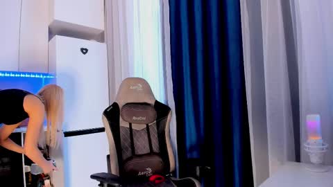 Susan online show from February 11, 2025, 3:50 am