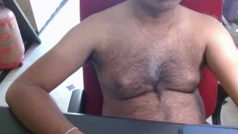 Snapshot of houseofwayne chatting on May 8, 2026, 10:31 am Cute Boy with Awesome Cock. online show from May 8, 2026, 10:31 am