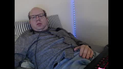 Snapshot of hoyboydkk chatting on April 30, 2026, 6:31 am Christian online show from April 30, 2026, 6:31 am