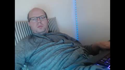 Snapshot of hoyboydkk chatting on May 5, 2026, 9:39 am Christian online show from May 5, 2026, 9:39 am