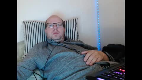 Snapshot of hoyboydkk chatting on May 9, 2026, 12:21 pm Christian online show from May 9, 2026, 12:21 pm