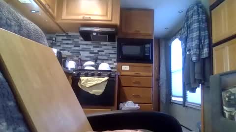 hoytme online show from November 7, 2025, 3:23 pm