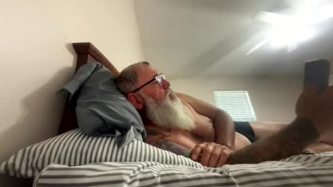 hrdtyme68 online show from April 26, 2026, 7:33 pm