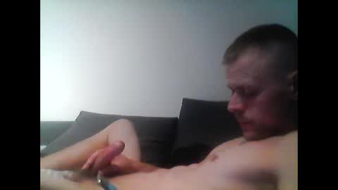 hubikush22 online show from October 8, 2025, 5:54 pm