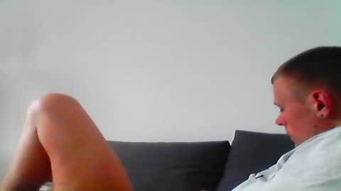 hubikush22 online show from April 6, 2026, 9:32 am